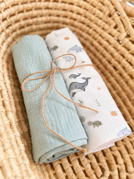 Personalisiertes Musselin Set | 2 Musselintücher Baby | Spucktuch mit Namen | Bio Musselin Öko-Tex | Geschenk zur Geburt | Meerestiere Ozean