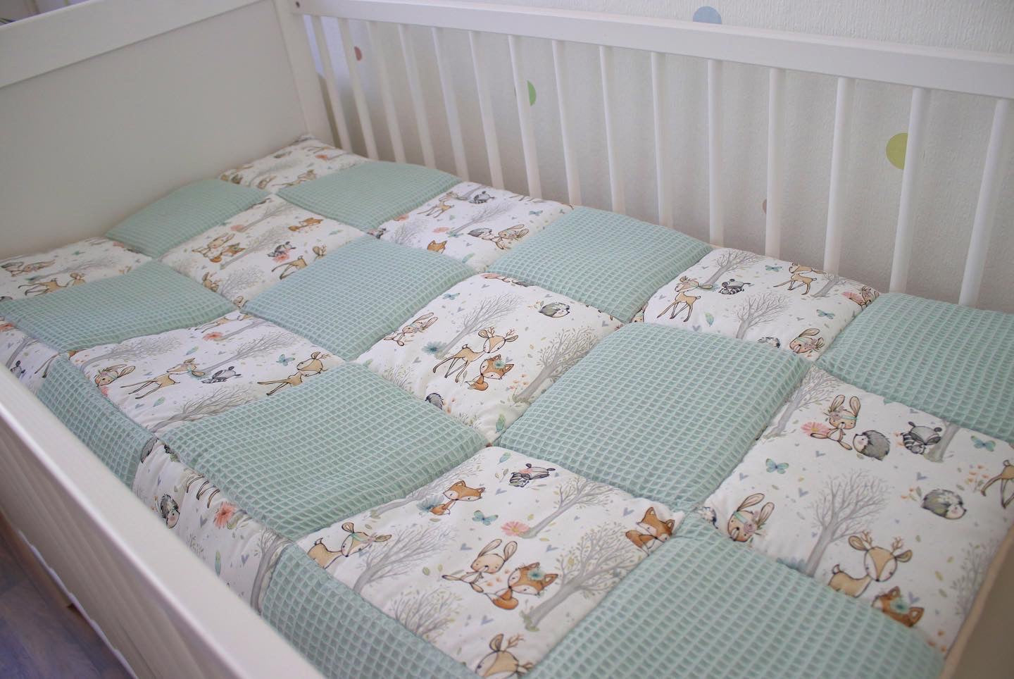 Krabbeldecke Patchwork „Baby Waldtiere+Waffelpique hellgrün/mint“