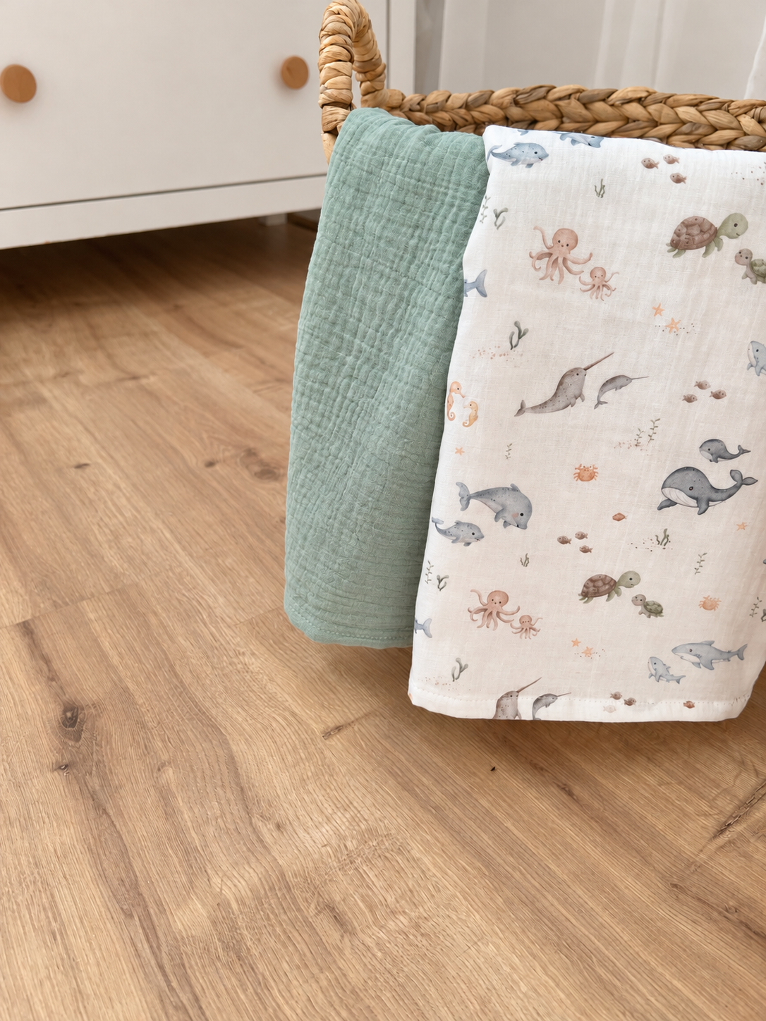 Personalisiertes Musselin Set | 2 Musselintücher Baby | Spucktuch mit Namen | Bio Musselin Öko-Tex | Geschenk zur Geburt | Meerestiere Ozean
