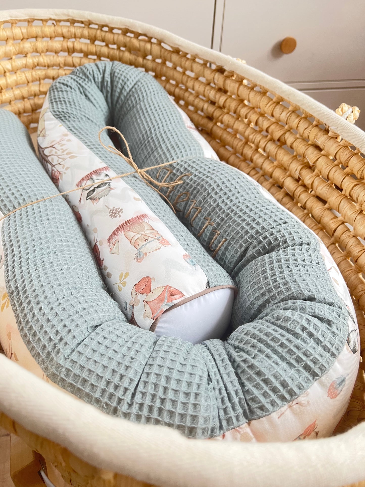 Bettschlange Wickeltischumrandung, verschiedene Stoffkombinationen