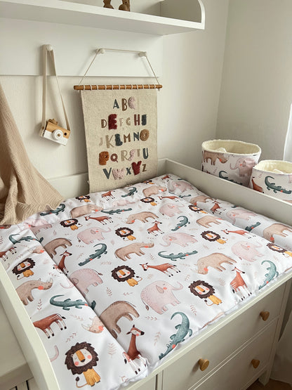 Wasserabweisende Wickelauflage "Afrika“