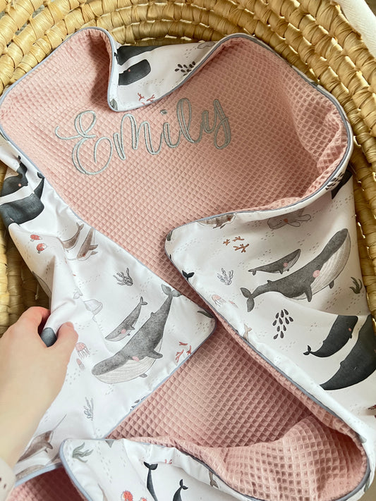 Babydecke "Wal+Waffelpique rosa/nude" (einen Namen sticken ist gratis!)