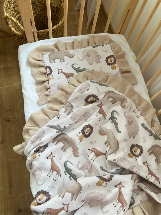 Personalisierte Musselin Babydecke mit Rüschen | 100% Baumwolle | Babydecke mit Namen | Safari Tiere