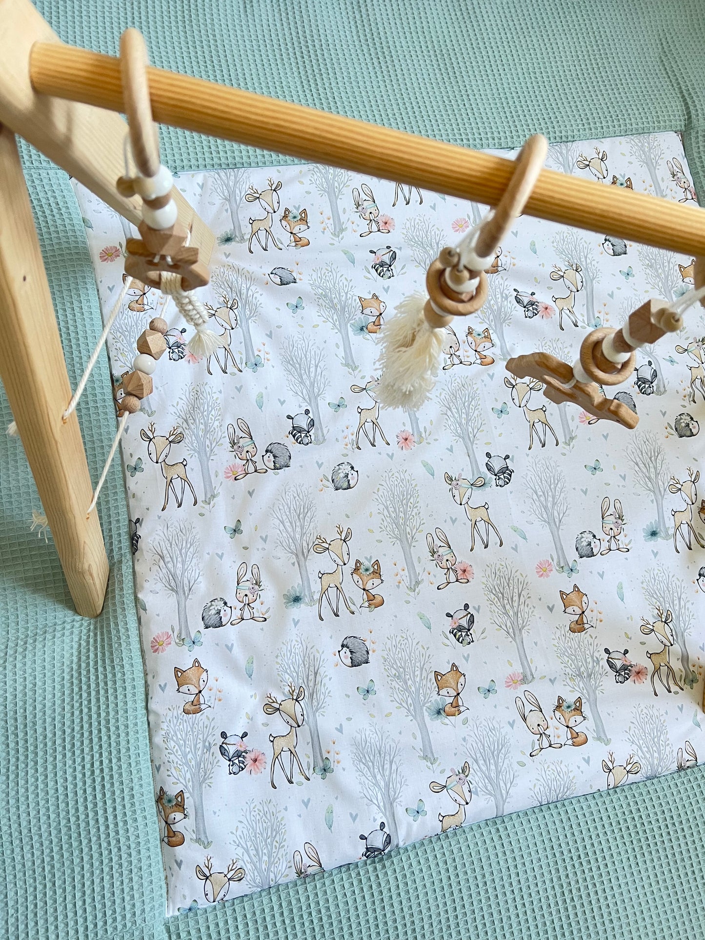 Krabbeldecke „Baby Waldtiere+Waffelpique hellgrün/mint"