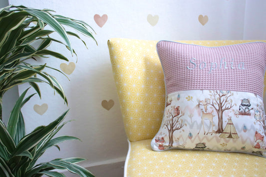 Kissen mit Name "Waldtiere +Waffelpique altrosa" (einen Namen sticken ist gratis!)