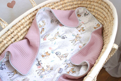 Babydecke "Babywaldtiere +Waffelpique altrosa" (einen Namen sticken ist gratis!)