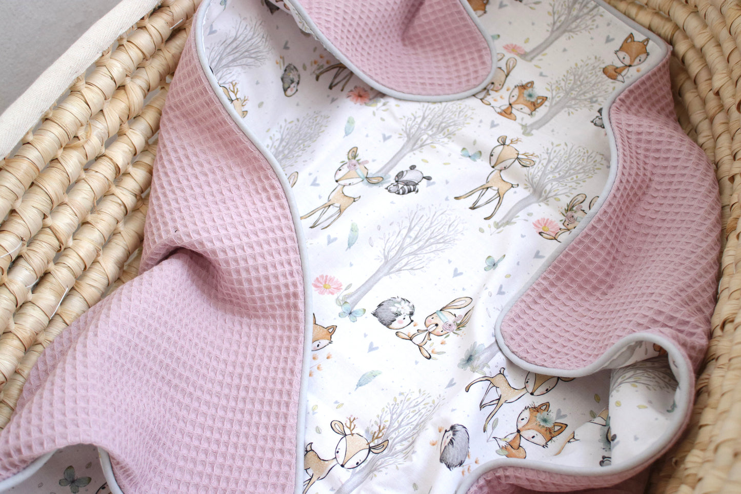 Babydecke "Babywaldtiere +Waffelpique altrosa" (einen Namen sticken ist gratis!)