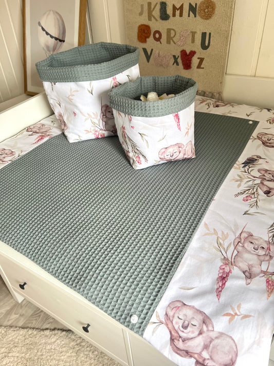 Wickelauflage Set „Koalas+Waffelpique altgrün“