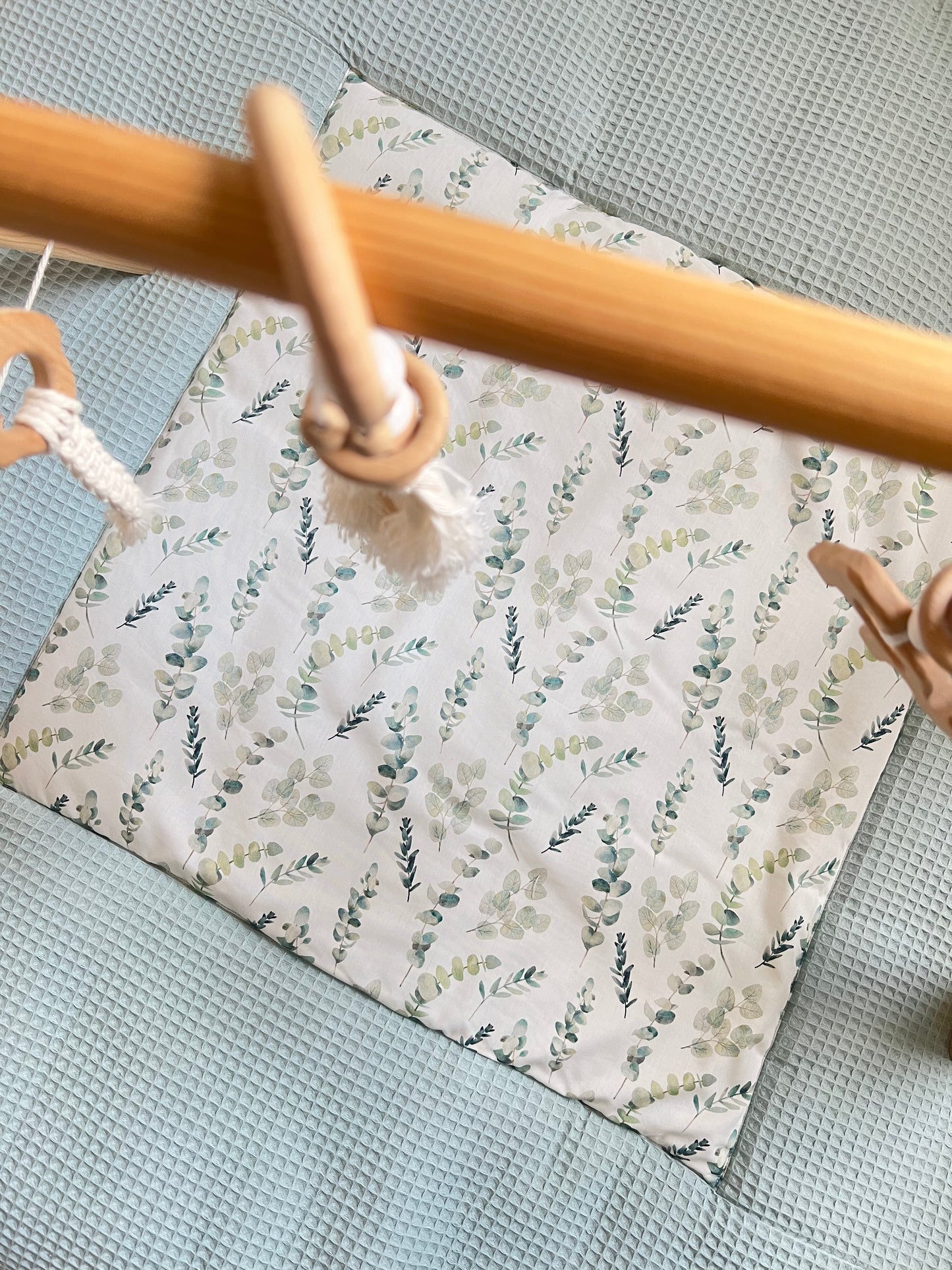 Krabbeldecke „Eukalyptus+Waffelpique hellgrün/mint"