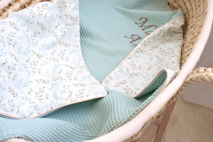 Babydecke "Pflanzen, Weidenkätzchen +Waffelpique hellgrün/mint" (einen Namen sticken ist gratis!)