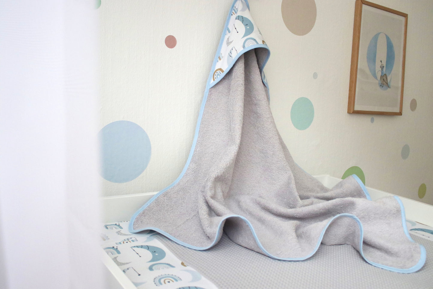 Kapuzenhandtuch  "Regenbogen Mond"