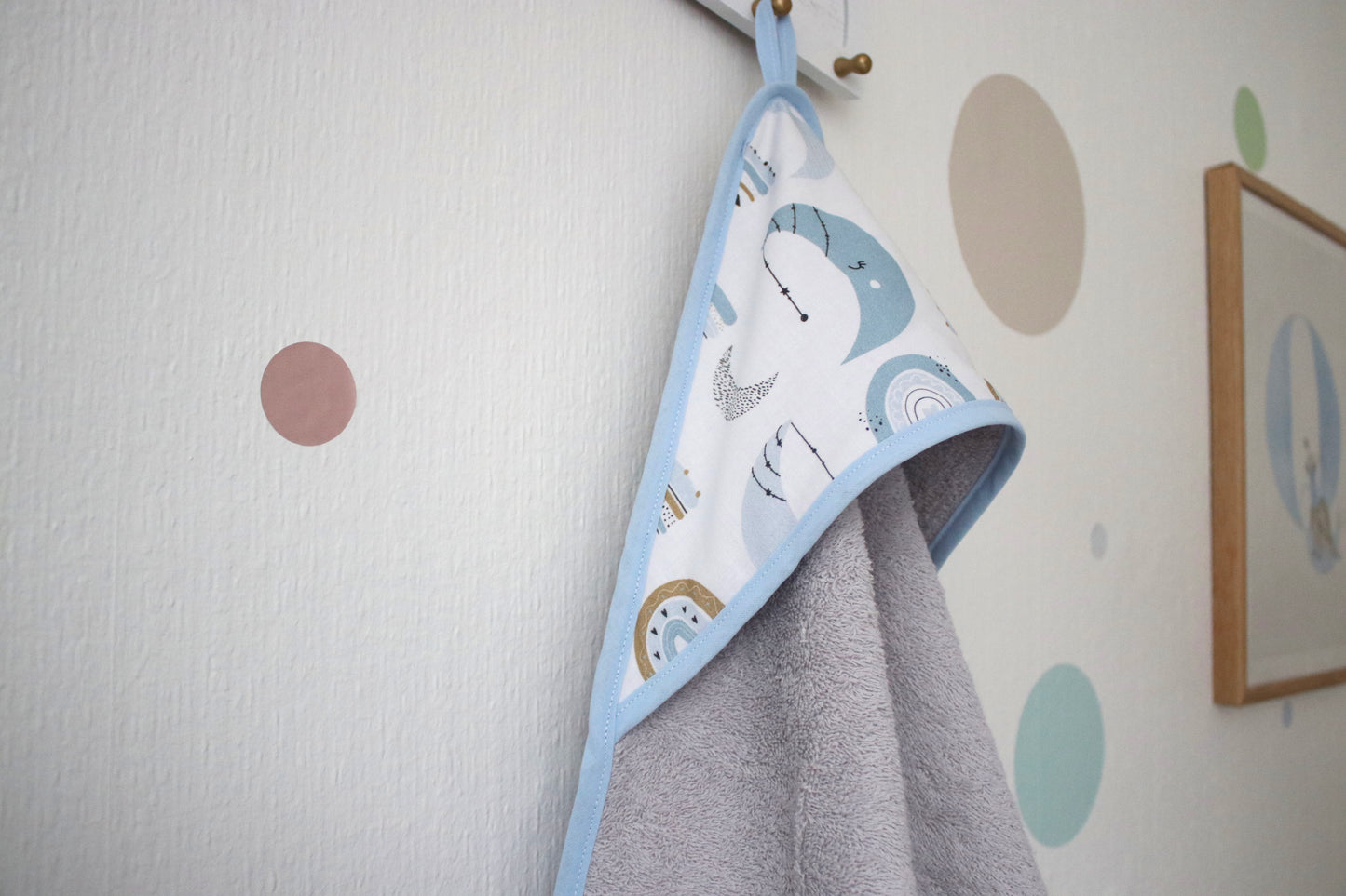 Kapuzenhandtuch  "Regenbogen Mond"