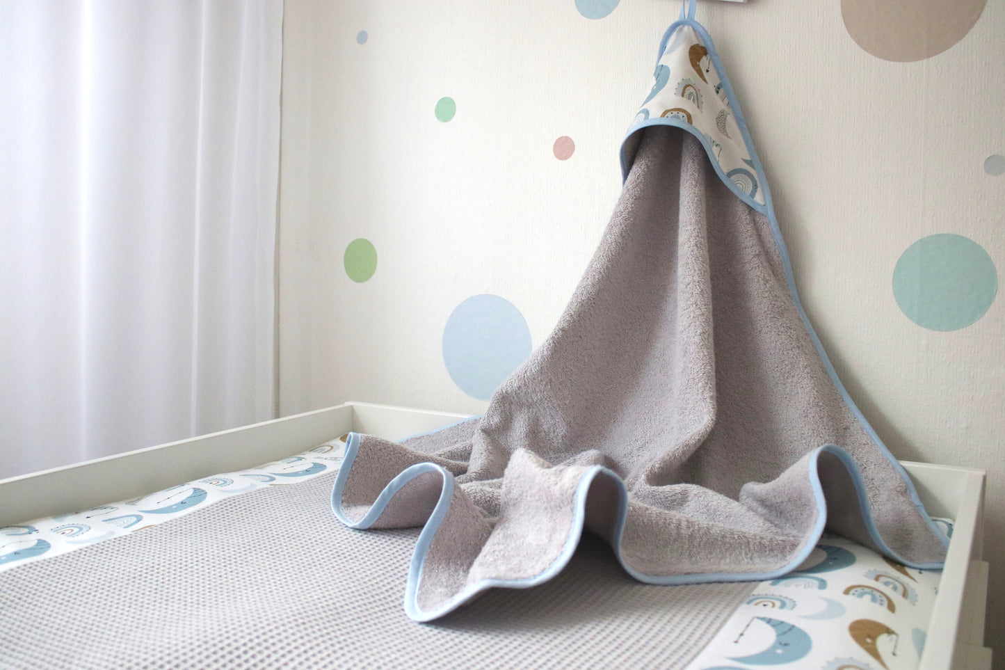 Kapuzenhandtuch  "Regenbogen Mond"