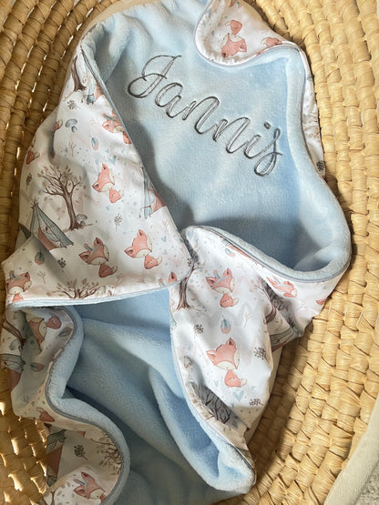 Kuscheldecke  "Füchse“ (einen Namen sticken ist gratis!)