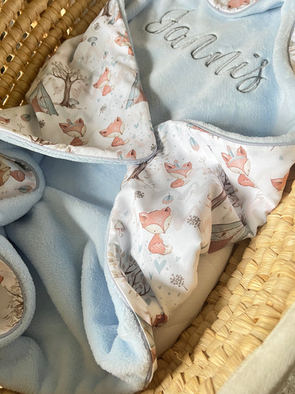 Kuscheldecke  "Füchse“ (einen Namen sticken ist gratis!)