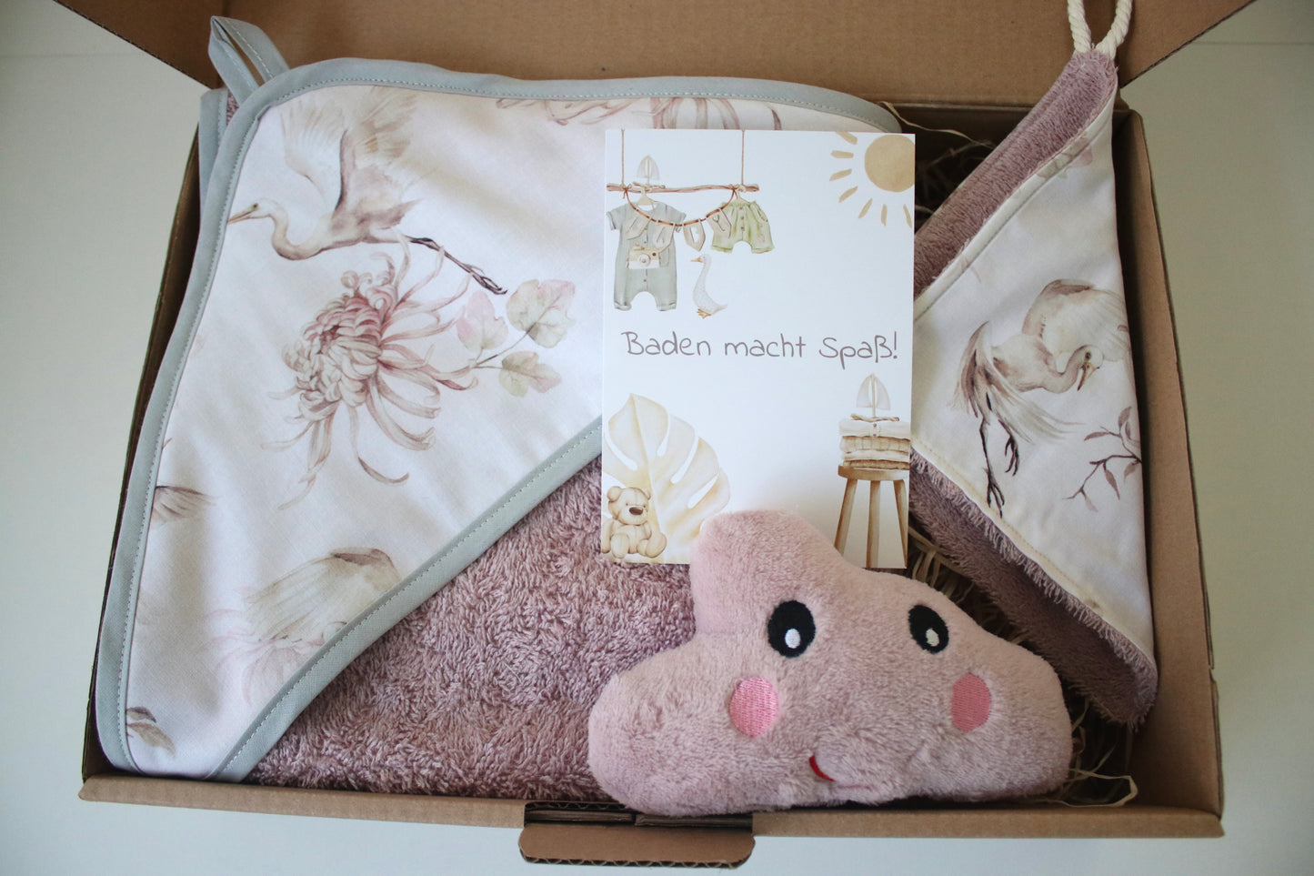 Geschenk Box "Kapuzenhandtuch Störche“
