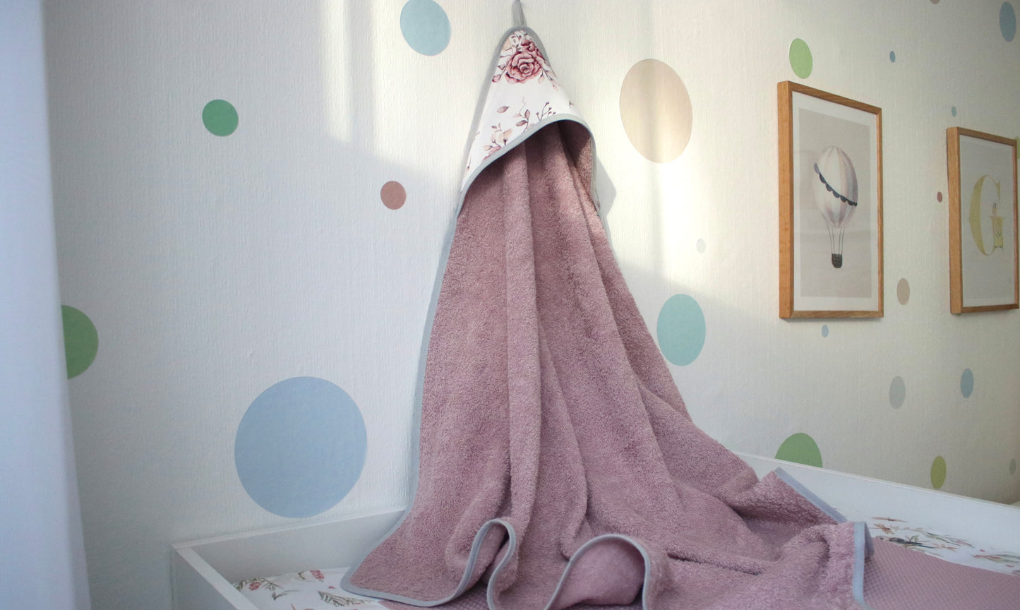 Geschenk Box "Kapuzenhandtuch Rosen“