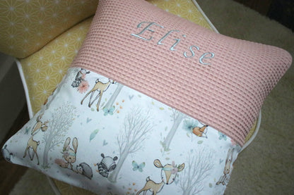 Kissen mit Name "BabyWaldtiere +Waffelpique rosa/nude" (einen Namen sticken ist gratis!)