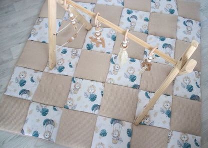 Krabbeldecke Patchwork „Löwe+Waffelpique hellbeige“