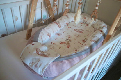 Nestchen „Füchse auf Regenbogen"