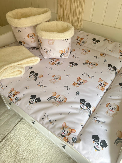 Wasserabweisende Wickelauflage "Hunde“