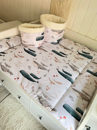 Wasserabweisende Wickelauflage "Wal“