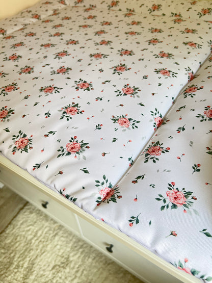 Wasserabweisende Wickelauflage "Blumen Pflanzen“