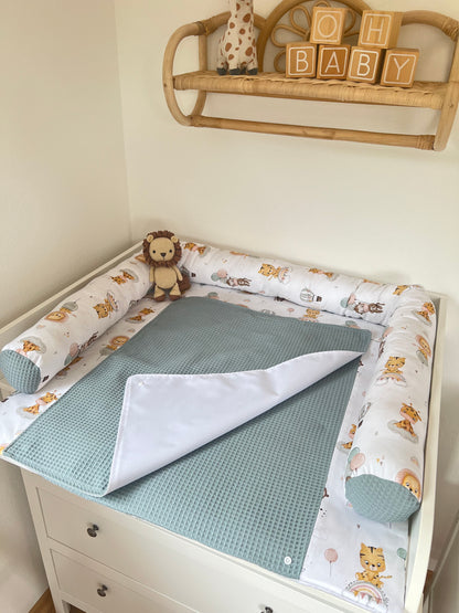 Wickelauflage Set „Tiere auf Wolke+Waffelpique hellgrün/mint“