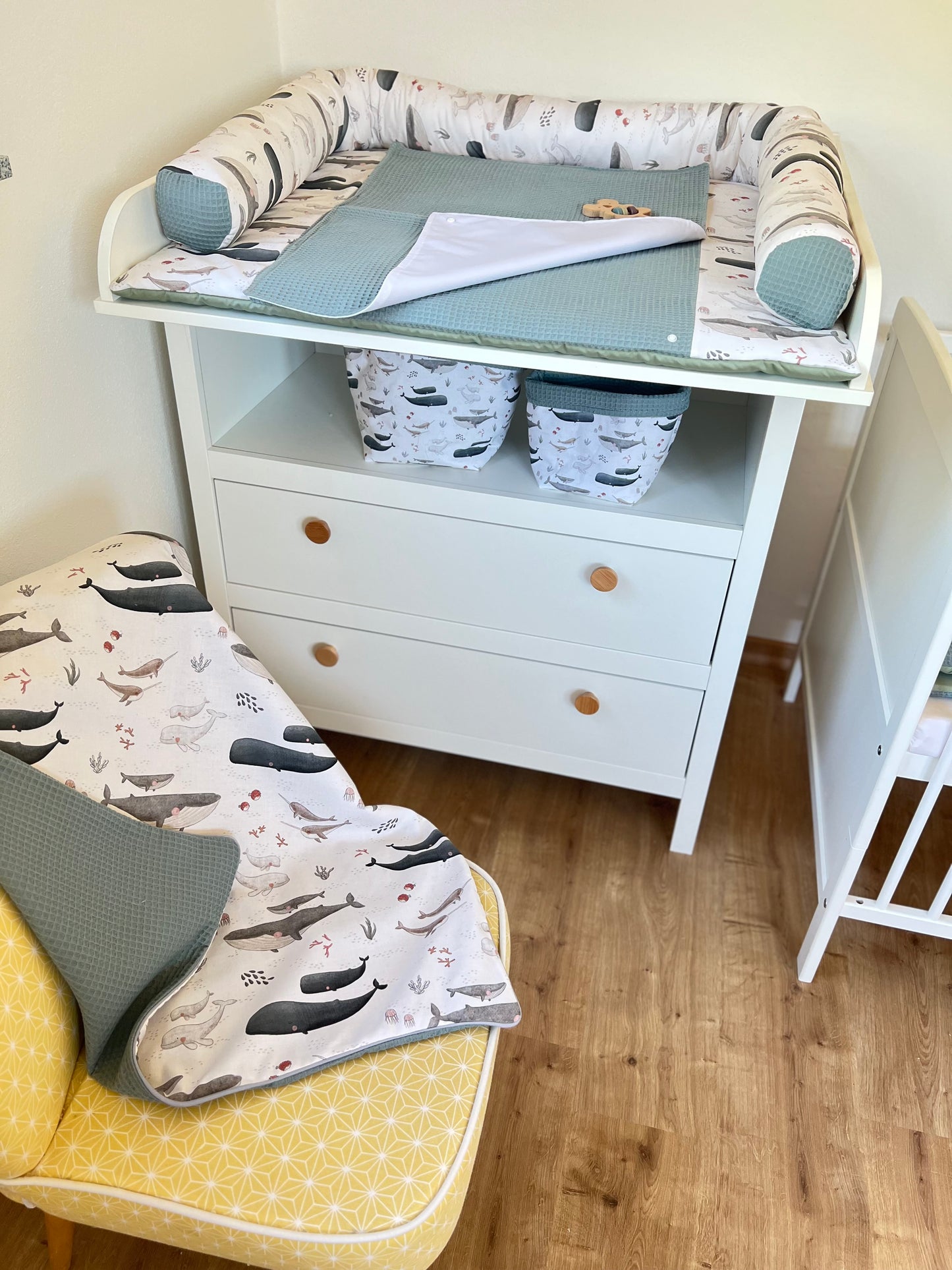 Wickelauflage Set „Wal, Ozean+Waffelpique altgrün“